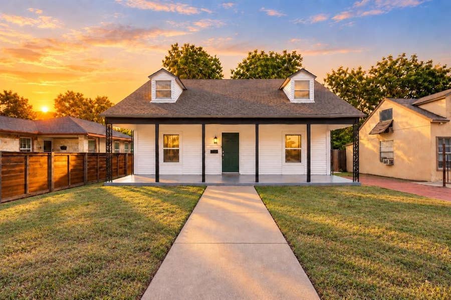 Property photo for 1227 Wilbur Street, Dallas, TX