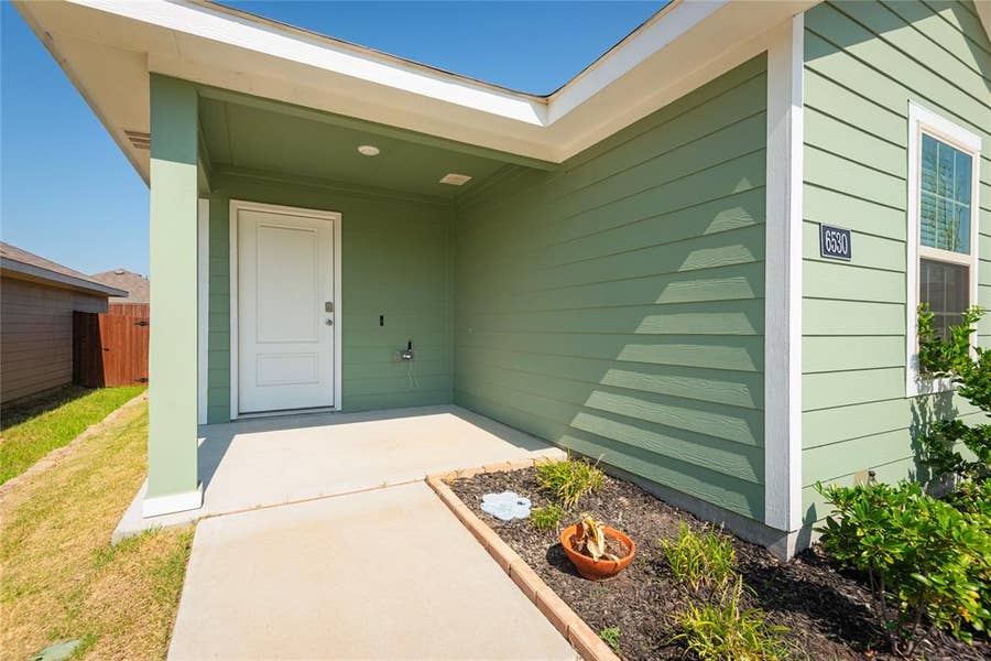 Property photo for 6530 Diver Street, Princeton, TX