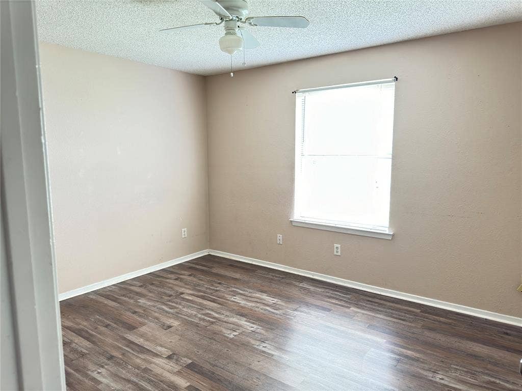 1444 Pinnacle Peak Drive, DeSoto, TX 75115