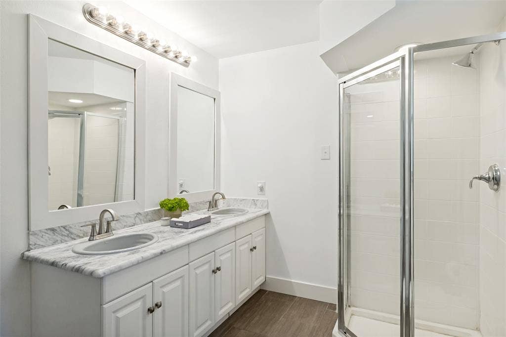 5129 Mill Run Road, Dallas, TX 75244 5129 Mill Run Road, Dallas, TX 75244