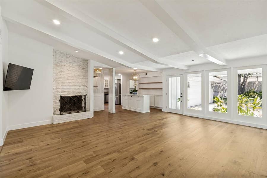 Property photo for 5129 Mill Run Road, Dallas, TX