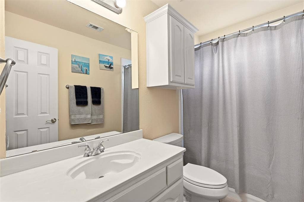 5804 Logan Drive, Plano, TX 75094 5804 Logan Drive, Plano, TX 75094