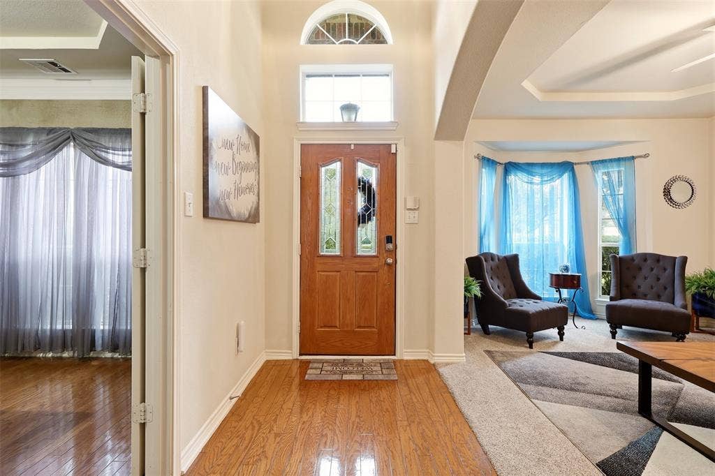 5804 Logan Drive, Plano, TX 75094 5804 Logan Drive, Plano, TX 75094