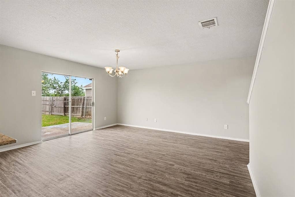 1733 Vineridge Lane, Burleson, TX 76028 1733 Vineridge Lane, Burleson, TX 76028