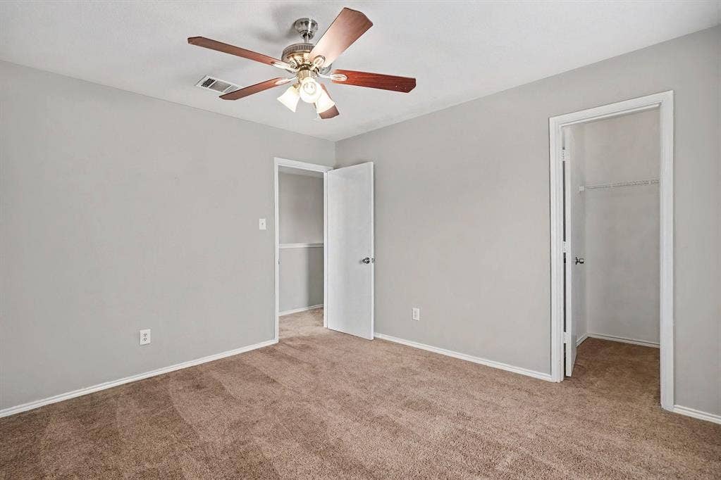 1733 Vineridge Lane, Burleson, TX 76028 1733 Vineridge Lane, Burleson, TX 76028