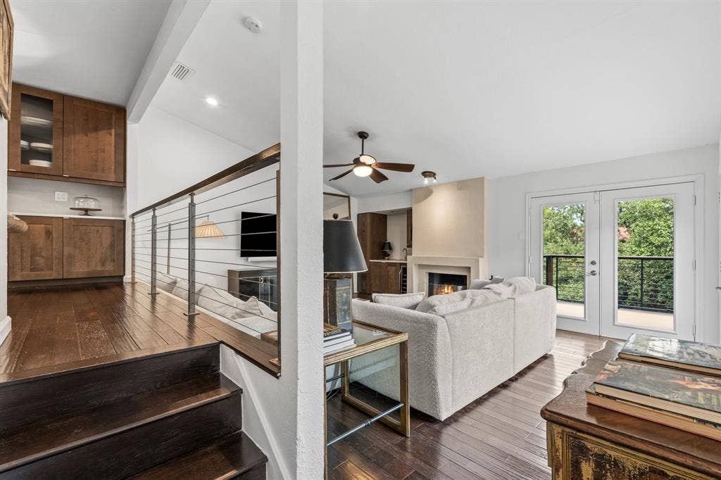 6124 Summer Creek Circle, Dallas, TX 75231 6124 Summer Creek Circle, Dallas, TX 75231