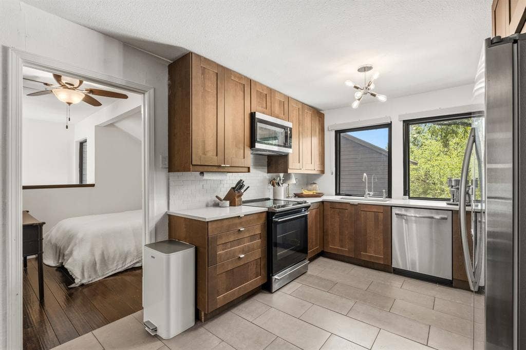 6124 Summer Creek Circle, Dallas, TX 75231 6124 Summer Creek Circle, Dallas, TX 75231