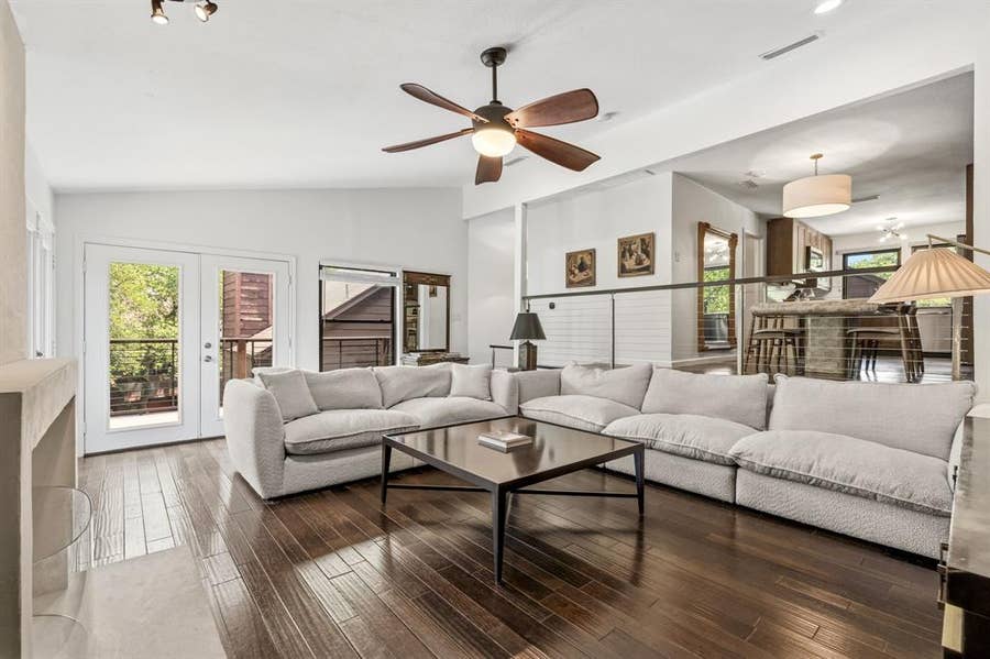Property photo for 6124 Summer Creek Circle, Dallas, TX