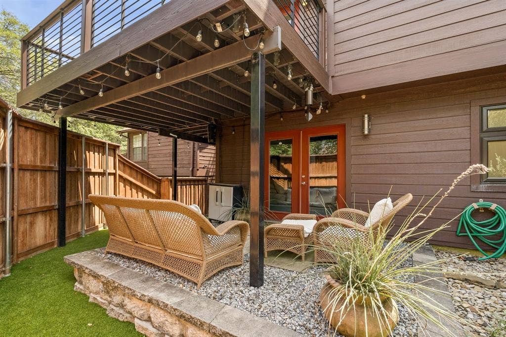 6124 Summer Creek Circle, Dallas, TX 75231 6124 Summer Creek Circle, Dallas, TX 75231