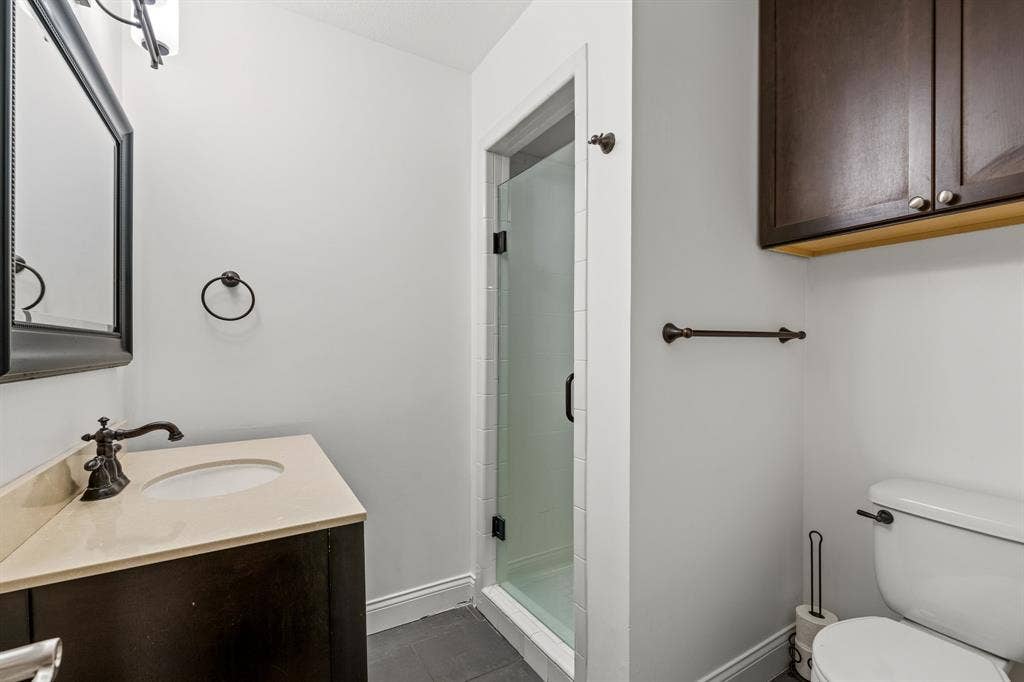 6124 Summer Creek Circle, Dallas, TX 75231 6124 Summer Creek Circle, Dallas, TX 75231