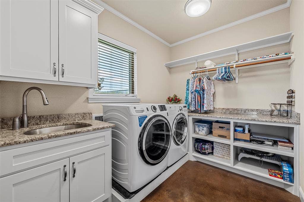 3825 Chappel Hill Road, Waco, TX 76705 3825 Chappel Hill Road, Waco, TX 76705