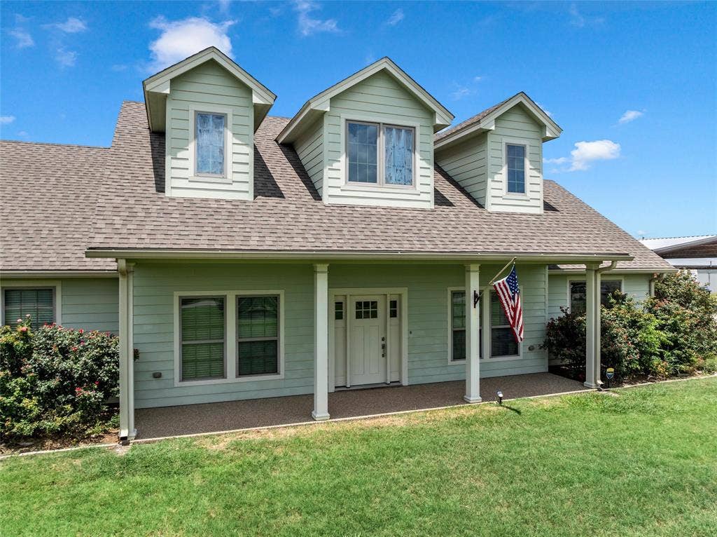 3825 Chappel Hill Road, Waco, TX 76705 3825 Chappel Hill Road, Waco, TX 76705