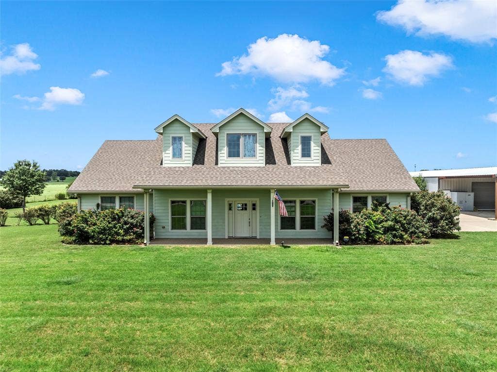 3825 Chappel Hill Road, Waco, TX 76705 3825 Chappel Hill Road, Waco, TX 76705