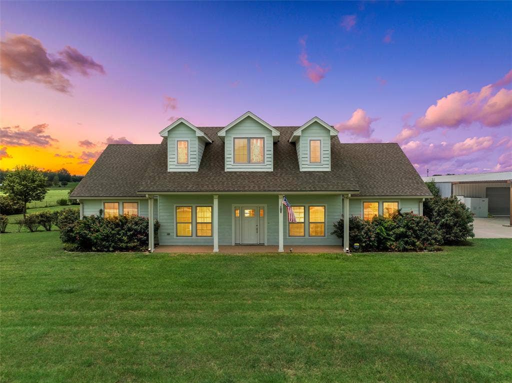 3825 Chappel Hill Road, Waco, TX 76705 3825 Chappel Hill Road, Waco, TX 76705