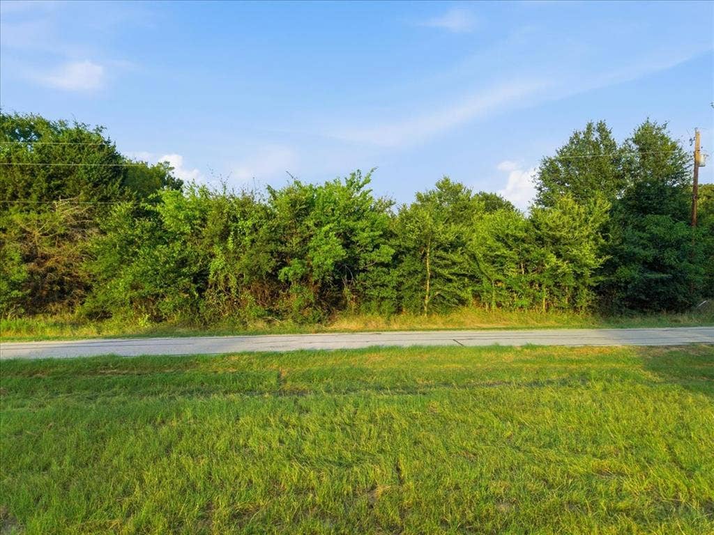 1641 Kapuna Drive, Tool, TX 75143 1641 Kapuna Drive, Tool, TX 75143
