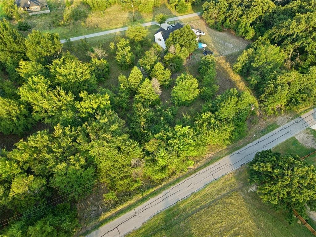1641 Kapuna Drive, Tool, TX 75143 1641 Kapuna Drive, Tool, TX 75143