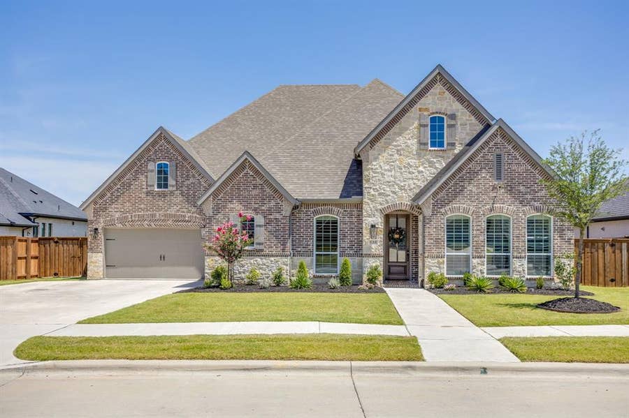 Property photo for 535 Syracuse Street, Haslet, TX