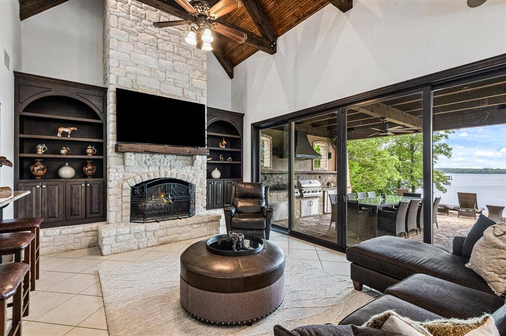 3637 County Road 4804, Athens, TX 75752 3637 County Road 4804, Athens, TX 75752