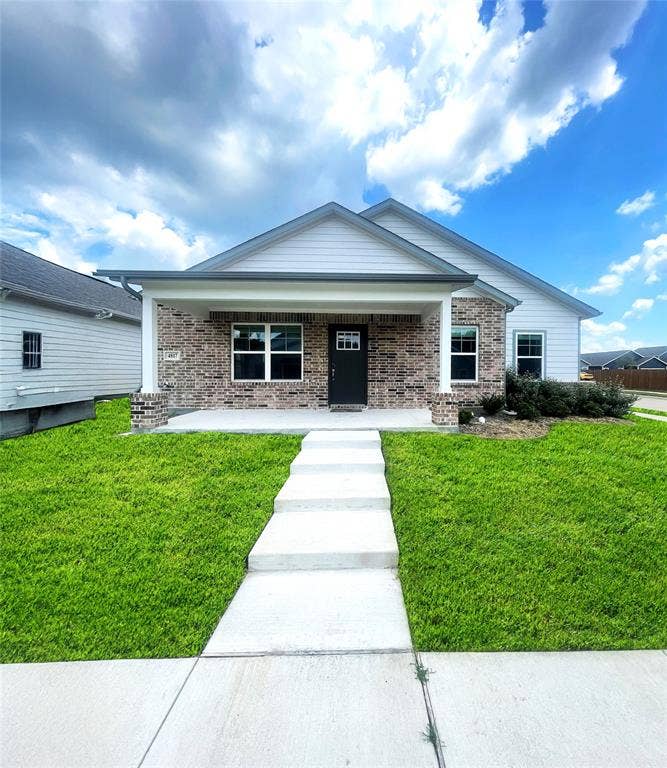 Property photo for 4817 Bullfrog Way, Forney, TX