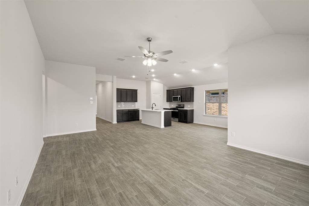 15012 Amantes Avenue, Haslet, TX 76052 15012 Amantes- Living Room-2