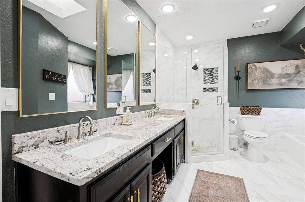 Dual sinks and separate frameless shower