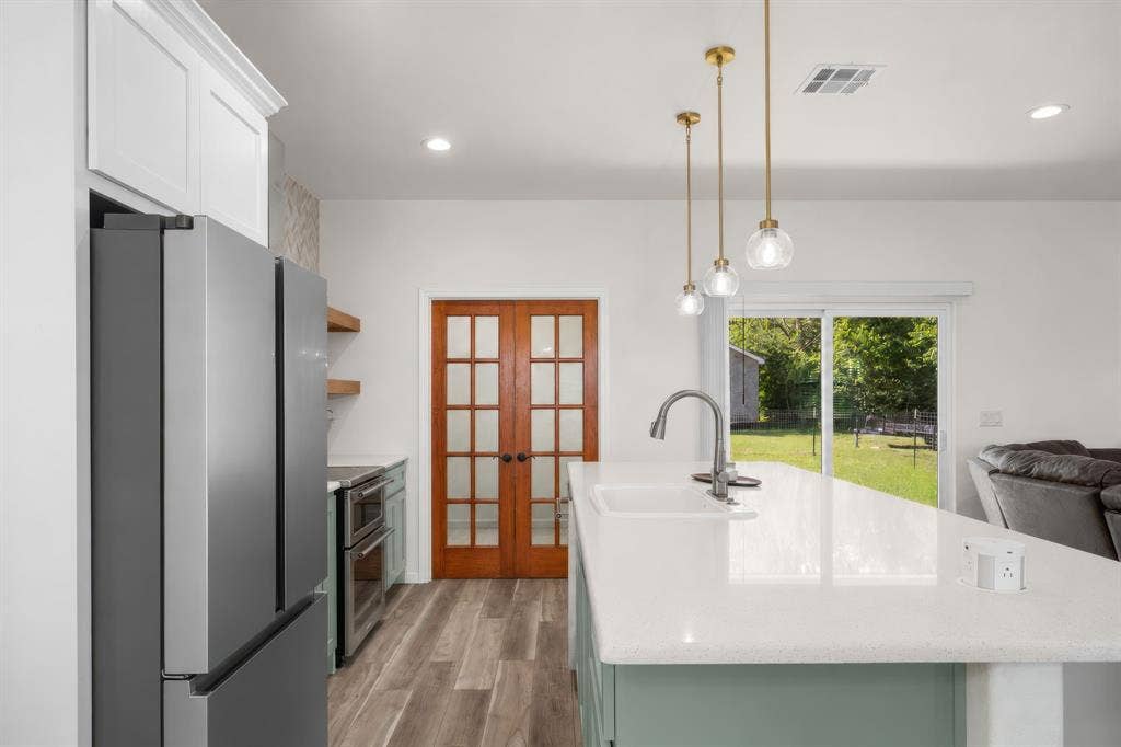 304 E Adams Street, Riesel, TX 76682 304 E Adams Street, Riesel, TX 76682