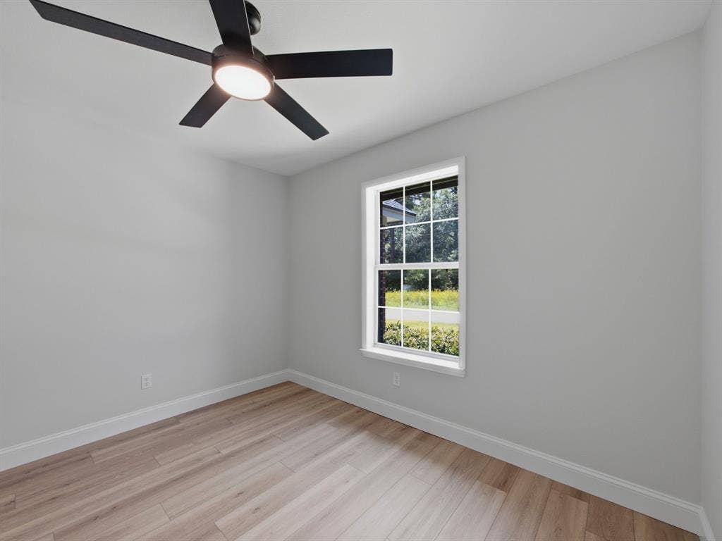 105 E Foggle Street, Athens, TX 75751 105 E Foggle Street, Athens, TX 75751