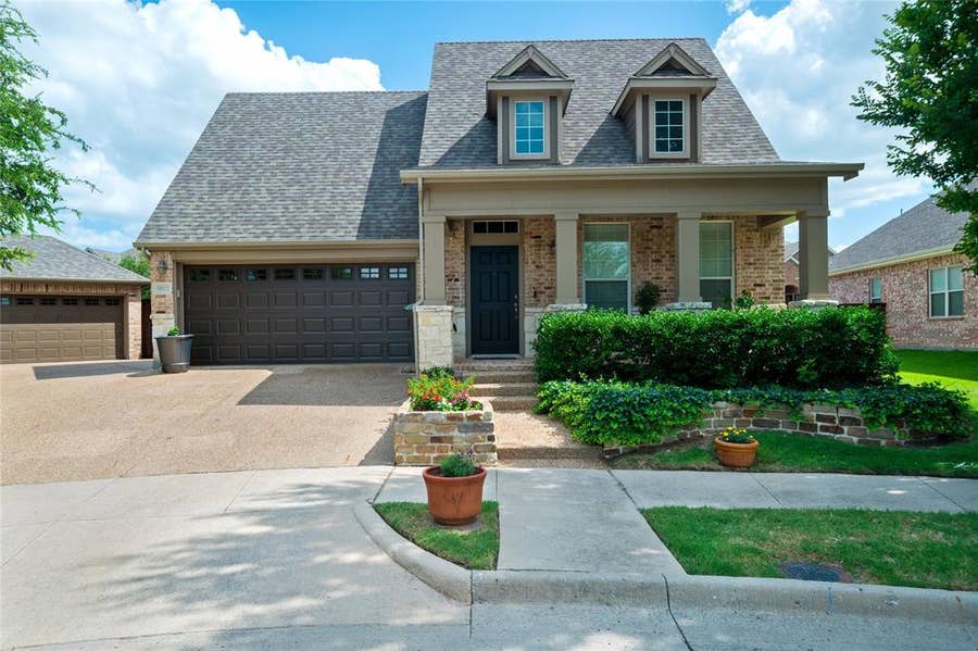 Property photo for 5012 Derbyshire Drive, McKinney, TX