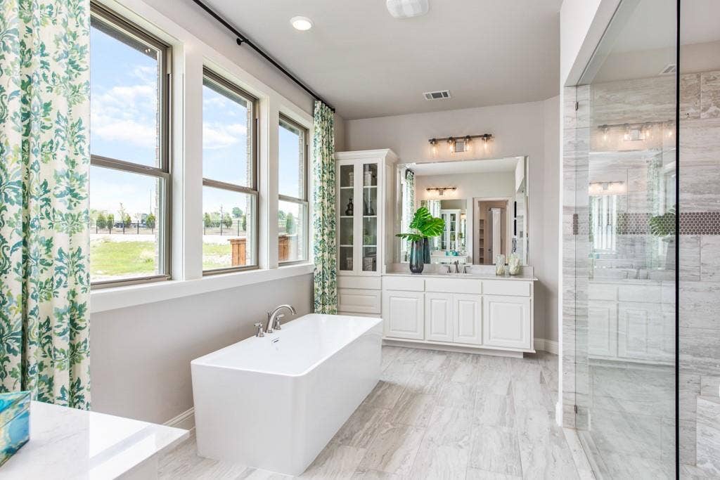 2141 Glenbrook Street, Haslet, TX 76052
