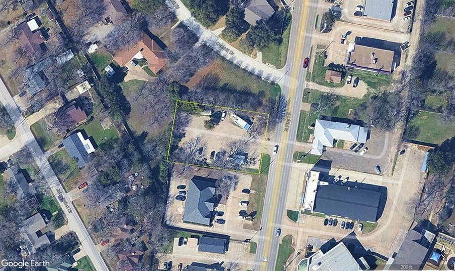 Property photo for 121 & 123 N. Hwy. 77, Waxahachie, TX
