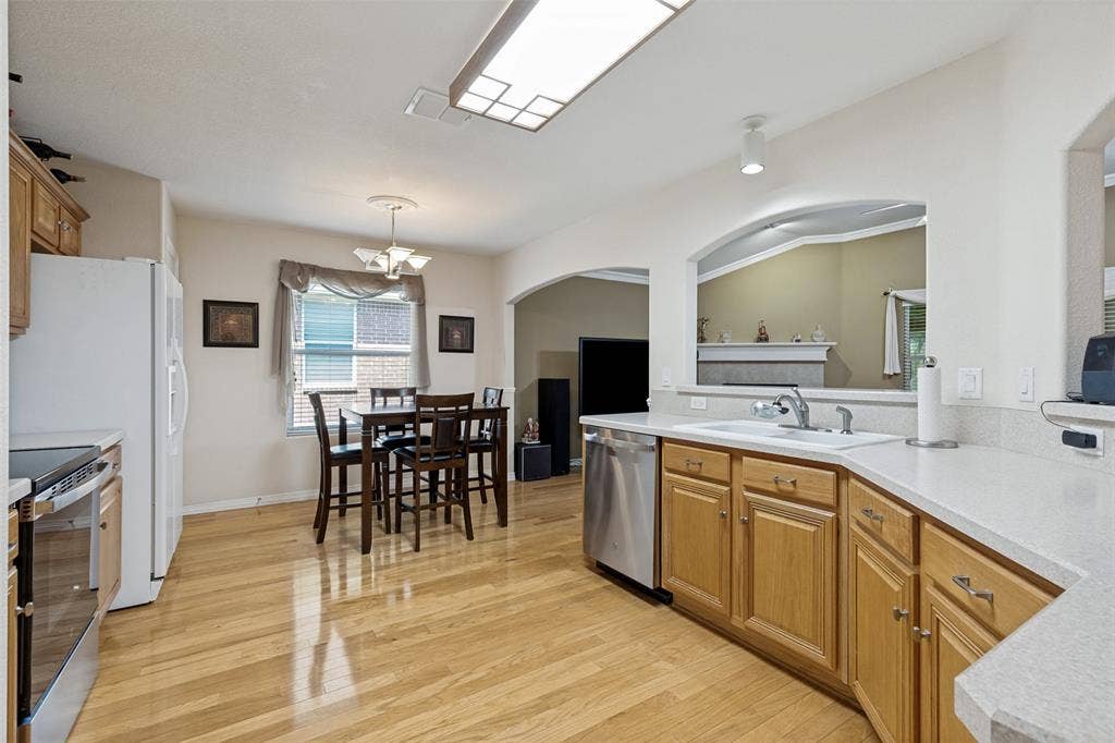 6500 Sierra Madre Drive, Fort Worth, TX 76179 6500 Sierra Madre Drive, Fort Worth, TX 76179