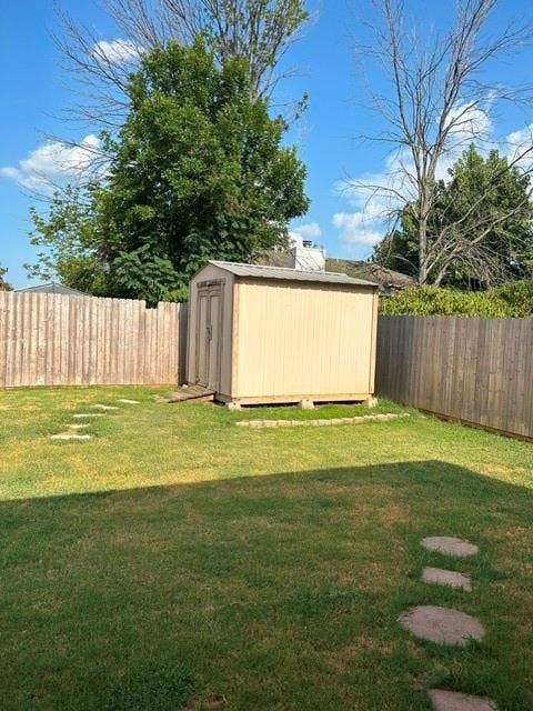 1012 High Crest Drive, Azle, TX 76020 1012 High Crest Drive, Azle, TX 76020