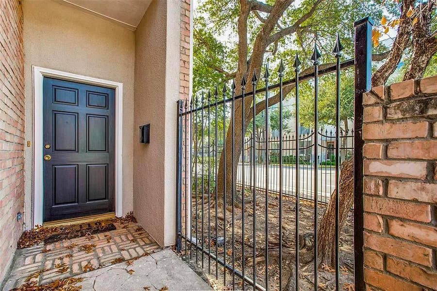 Property photo for 5720 La Vista Drive, Dallas, TX