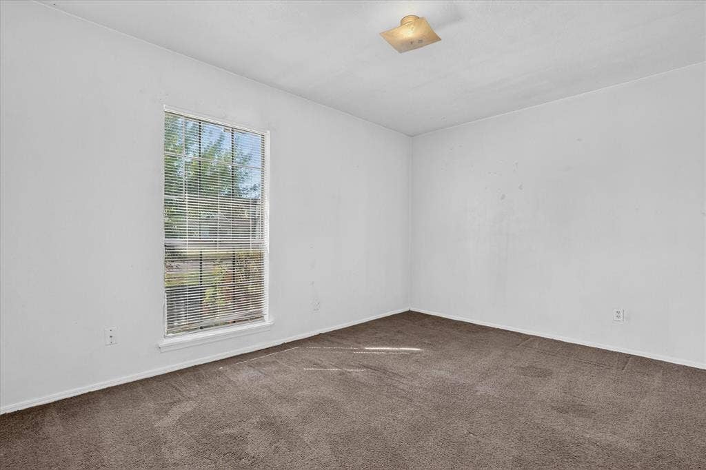481 WEAVER Street, Cedar Hill, TX 75104 481 WEAVER Street, Cedar Hill, TX 75104