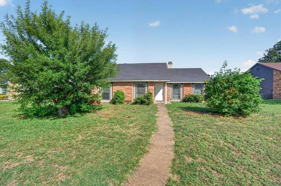 Property photo for 481 WEAVER Street, Cedar Hill, TX