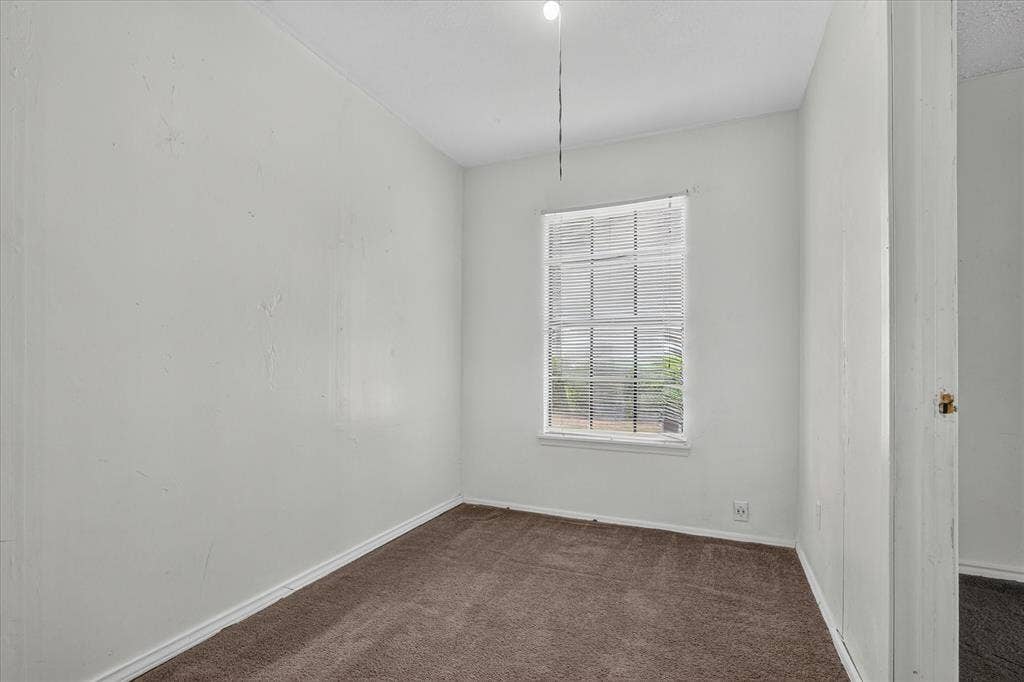 481 WEAVER Street, Cedar Hill, TX 75104 481 WEAVER Street, Cedar Hill, TX 75104