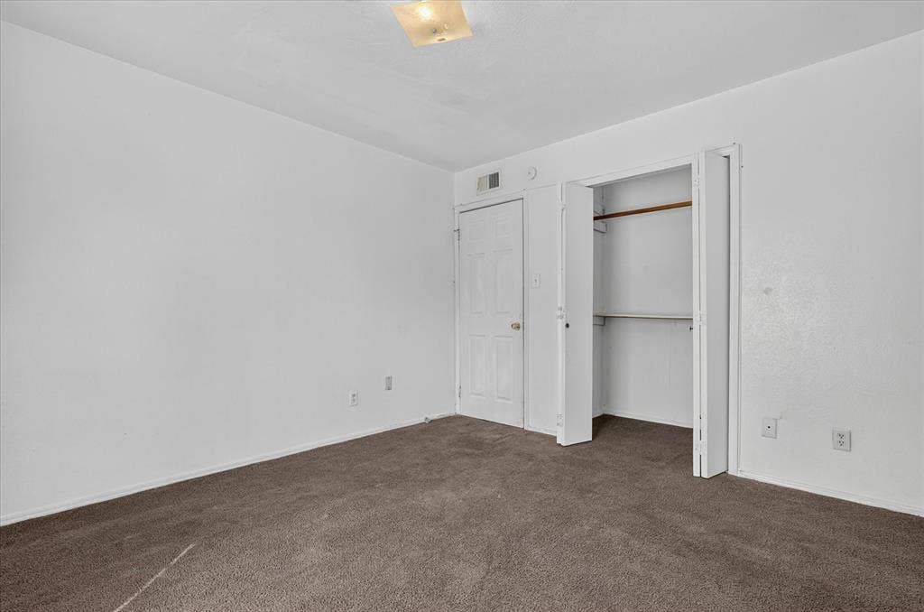 481 WEAVER Street, Cedar Hill, TX 75104 481 WEAVER Street, Cedar Hill, TX 75104