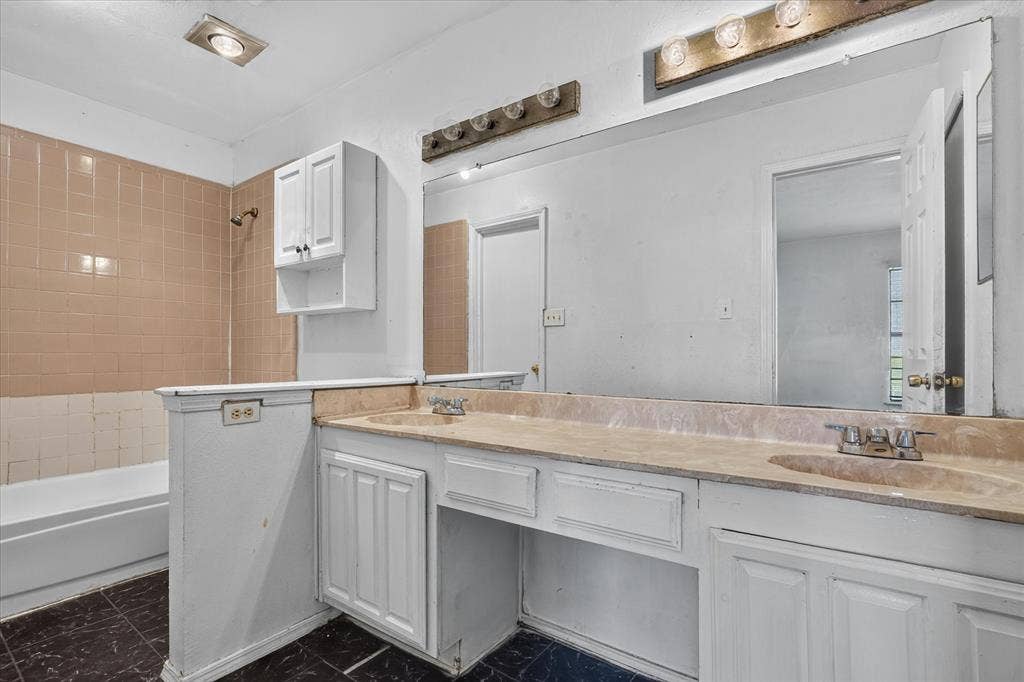 481 WEAVER Street, Cedar Hill, TX 75104 481 WEAVER Street, Cedar Hill, TX 75104