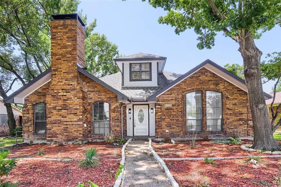 Property photo for 6817 Wickliff Trail, Plano, TX