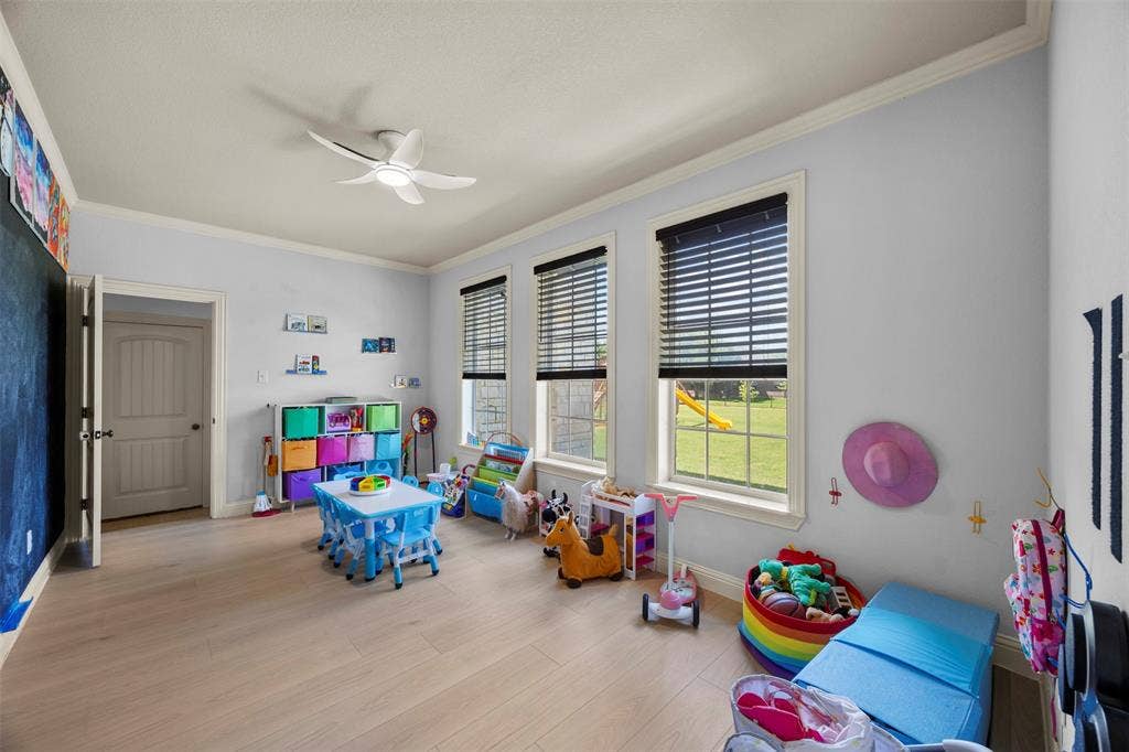 3175 Collins Road, Burleson, TX 76028 3175 Collins Road, Burleson, TX 76028