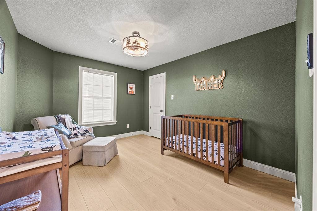 3175 Collins Road, Burleson, TX 76028 3175 Collins Road, Burleson, TX 76028