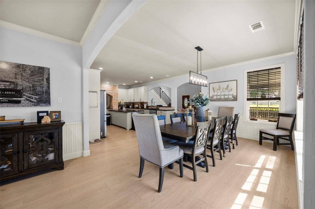 3175 Collins Road, Burleson, TX 76028 3175 Collins Road, Burleson, TX 76028