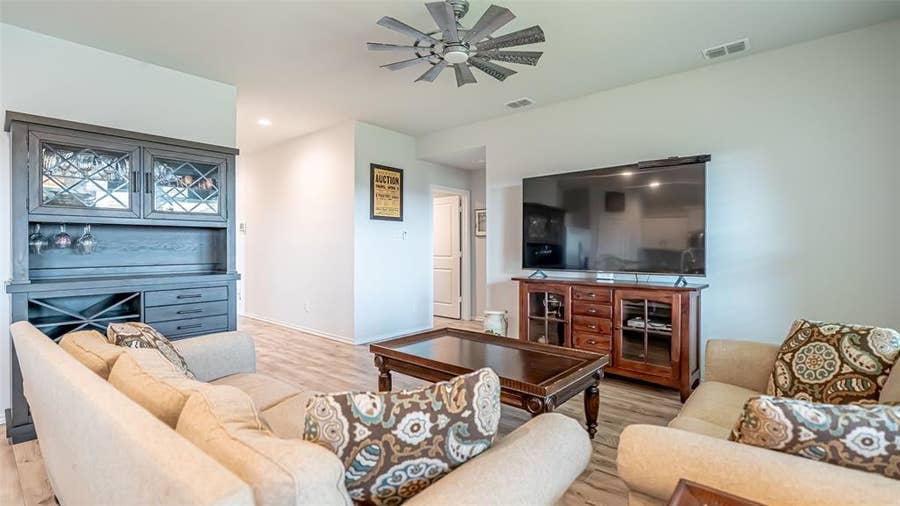 Property photo for 705 Basteen Lane, Justin, TX