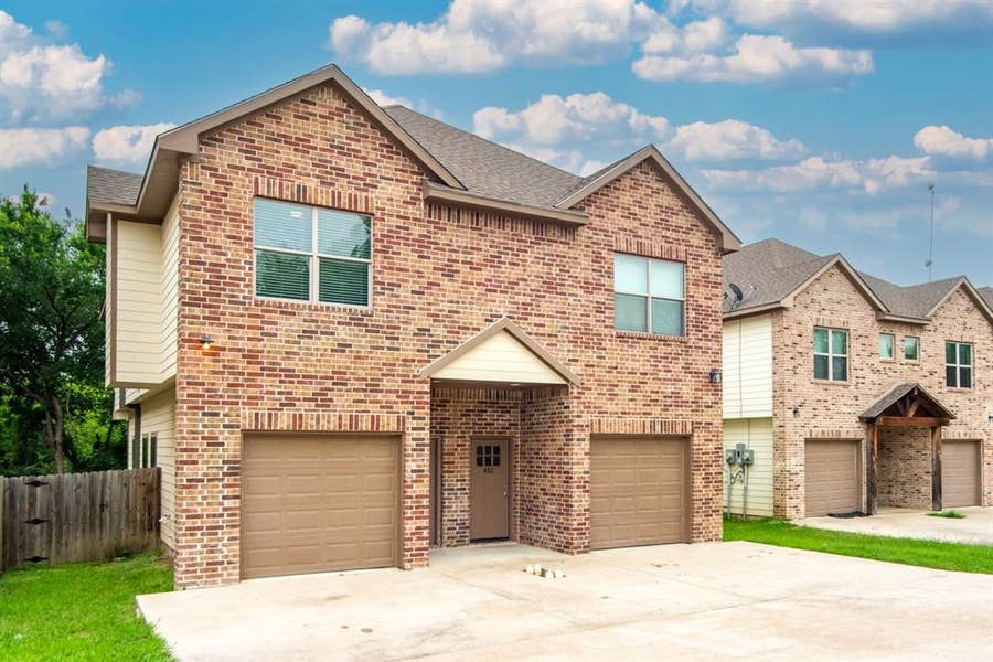 Property photo for 440 Pecan Hollow, Garrett, TX