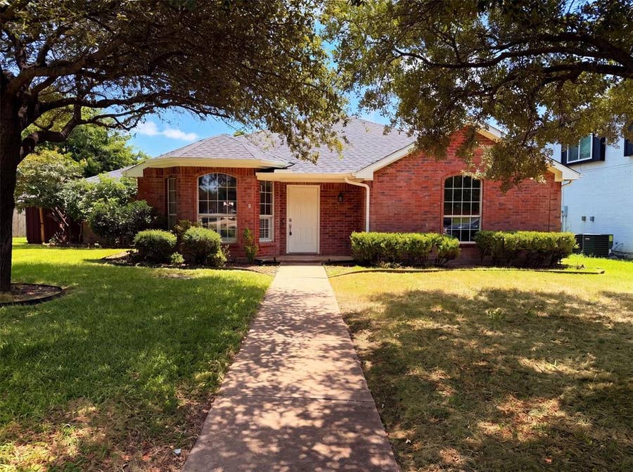 Property photo for 405 Kathy Lane, Wylie, TX