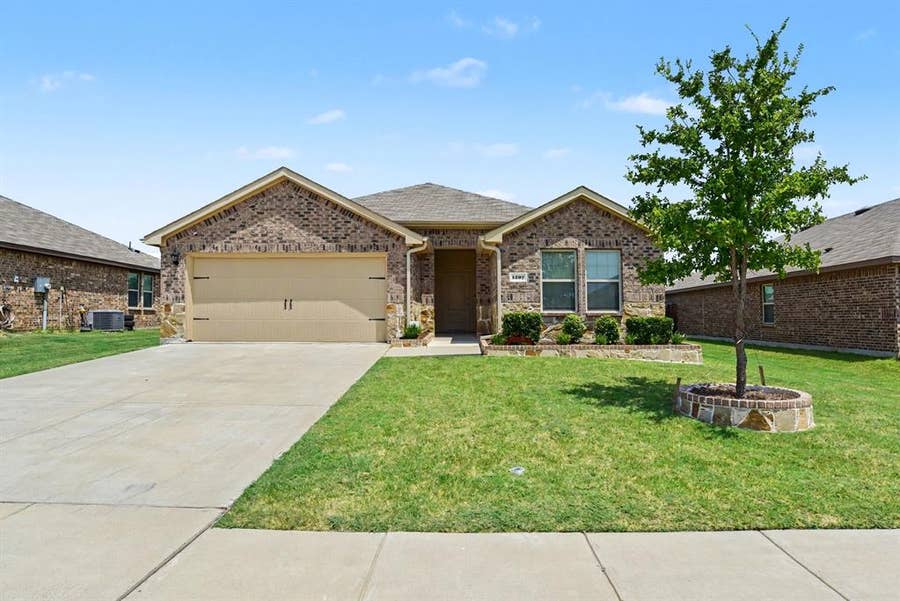 Property photo for 1207 Honeysuckle Drive, Josephine, TX