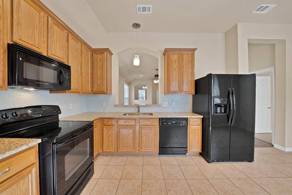 9937 Sedgewick Avenue, Plano, TX 75025 9937 Sedgewick Avenue, Plano, TX 75025