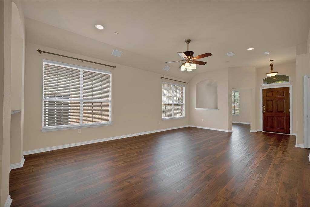 9937 Sedgewick Avenue, Plano, TX 75025 9937 Sedgewick Avenue, Plano, TX 75025