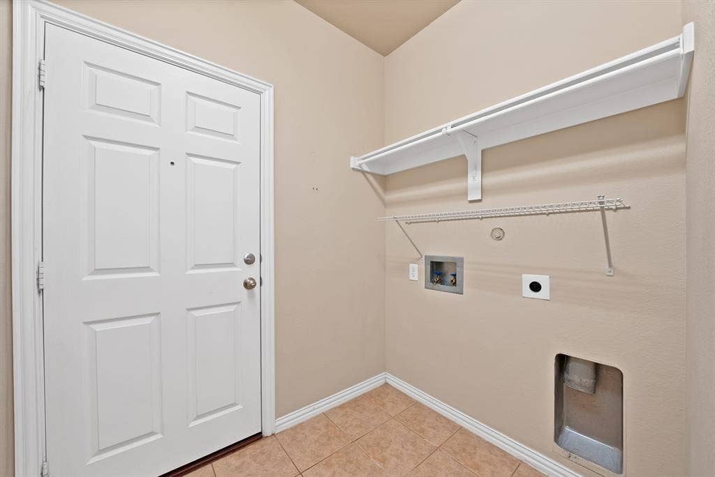 9937 Sedgewick Avenue, Plano, TX 75025 9937 Sedgewick Avenue, Plano, TX 75025