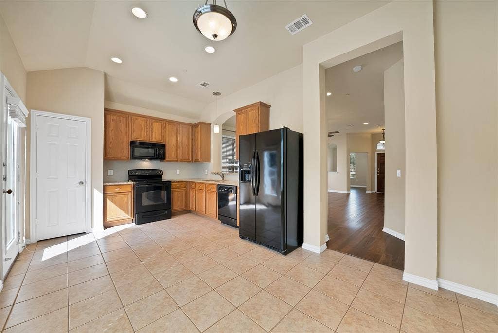 9937 Sedgewick Avenue, Plano, TX 75025 9937 Sedgewick Avenue, Plano, TX 75025